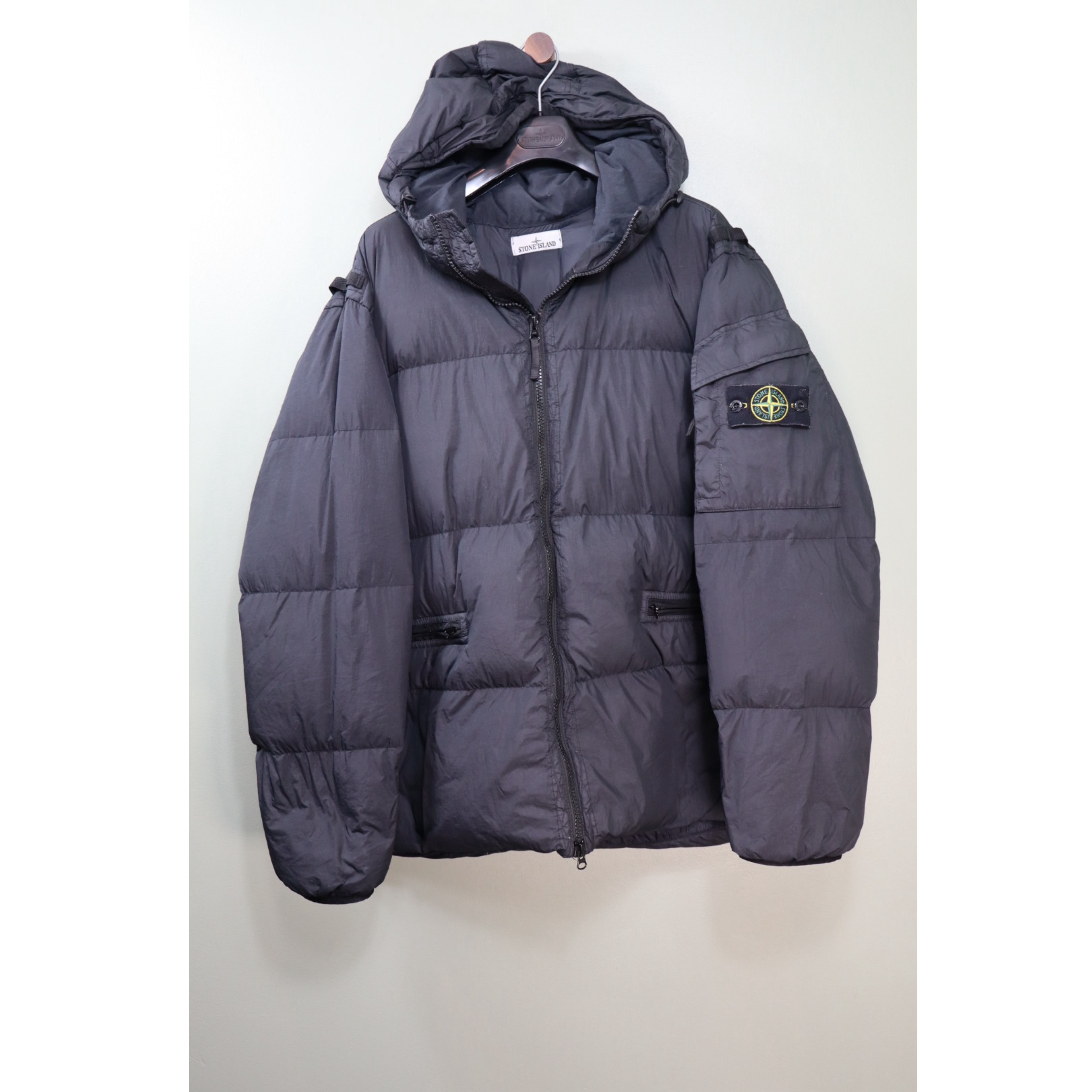 Stone Island Black Crinkle Reps Down Gilet